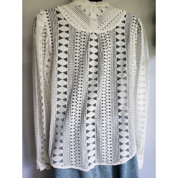 MEADOW RUE BY ANTHROPOLOGIE SIZE US6 WHITE LACE GEOMETRIC BUTTON BLOUSE - Picture 10 of 10